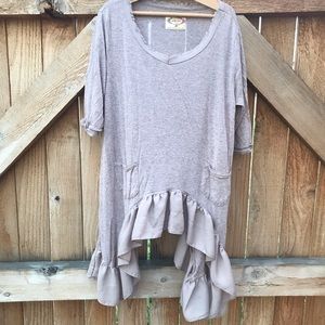 Cute ruffled top